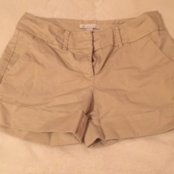 New York and Company size 0 (women’s) khaki shorts - Picture 1 of 5